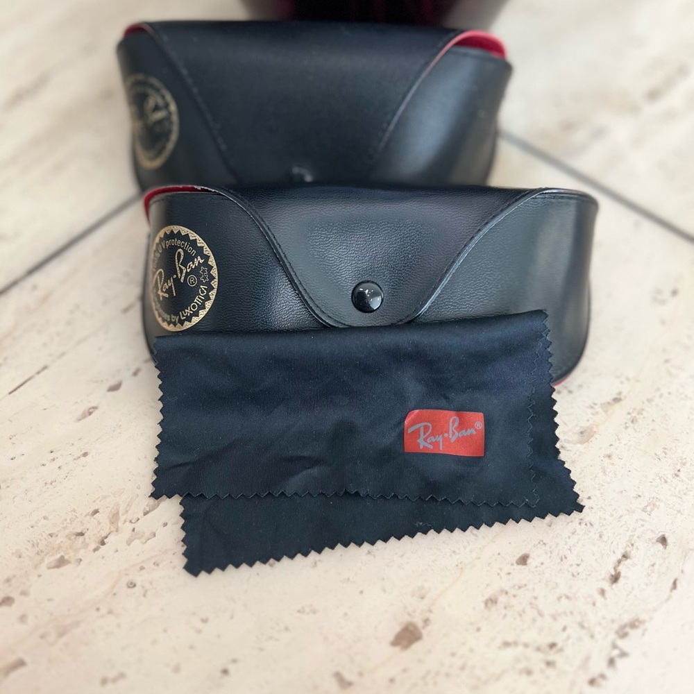 Ray-Ban Black Sunglasses Case with Cloth